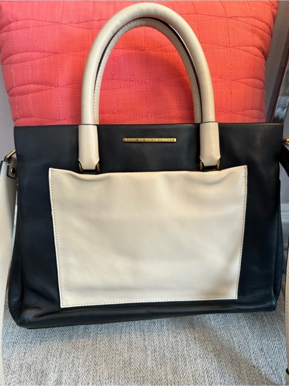 Marc by Marc Jacobs New WithOUT Tags Black/Cream Leather Tote with Front Pocket